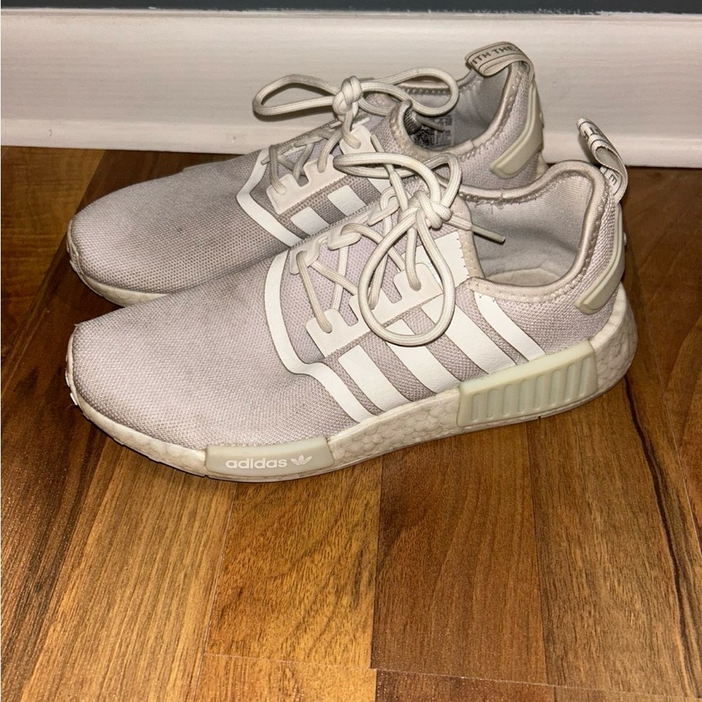 White adidas NMD R1 Sneakers